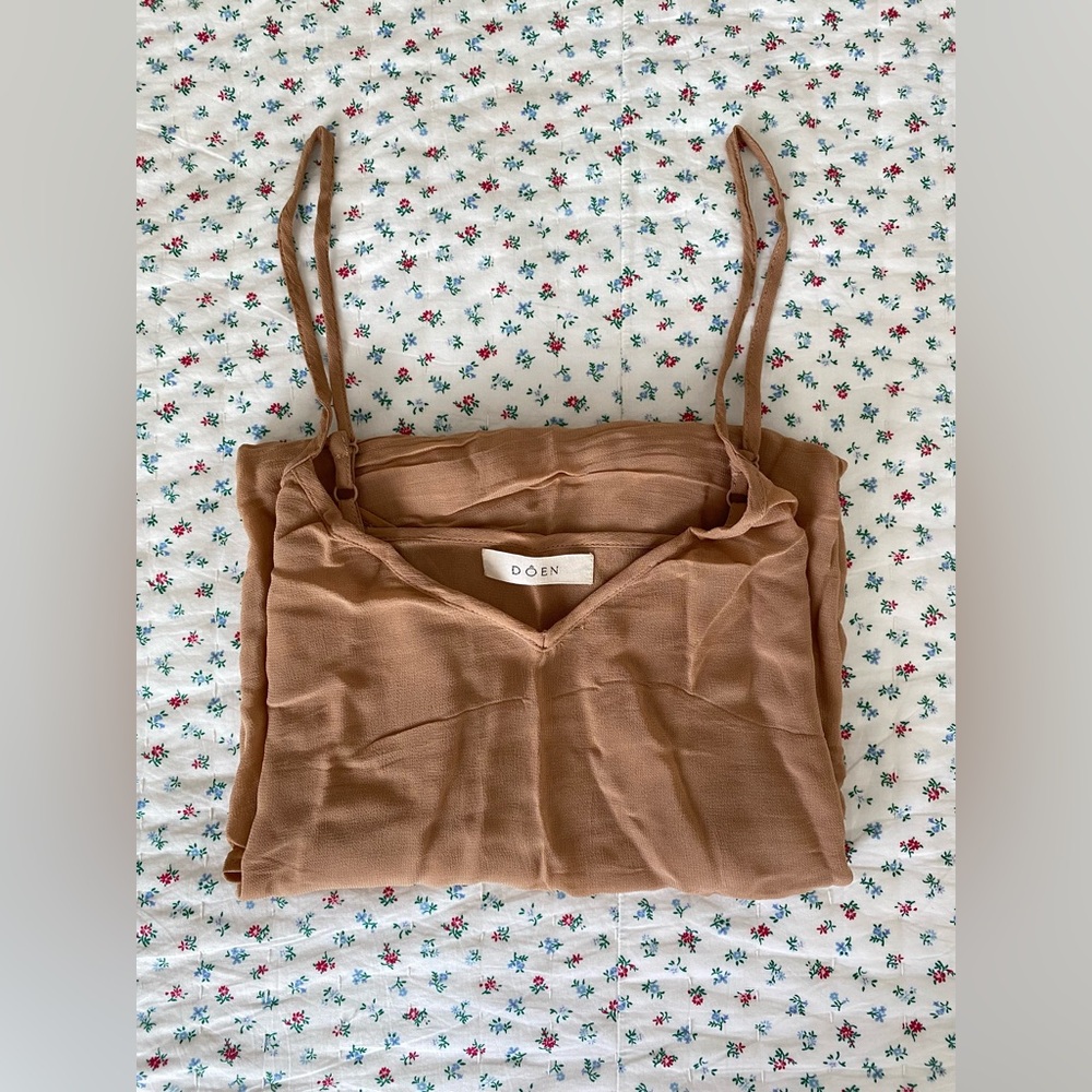 Dôen Short Deep V-Neck Slip